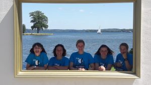 Läufer starten beim Schweriner Fünf-Seen-Lauf 3