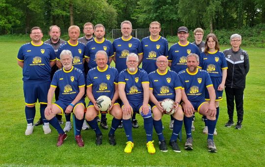 Walking Football Trikots